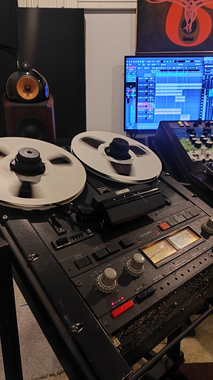 Otari MX5050-B2 tape deck in action